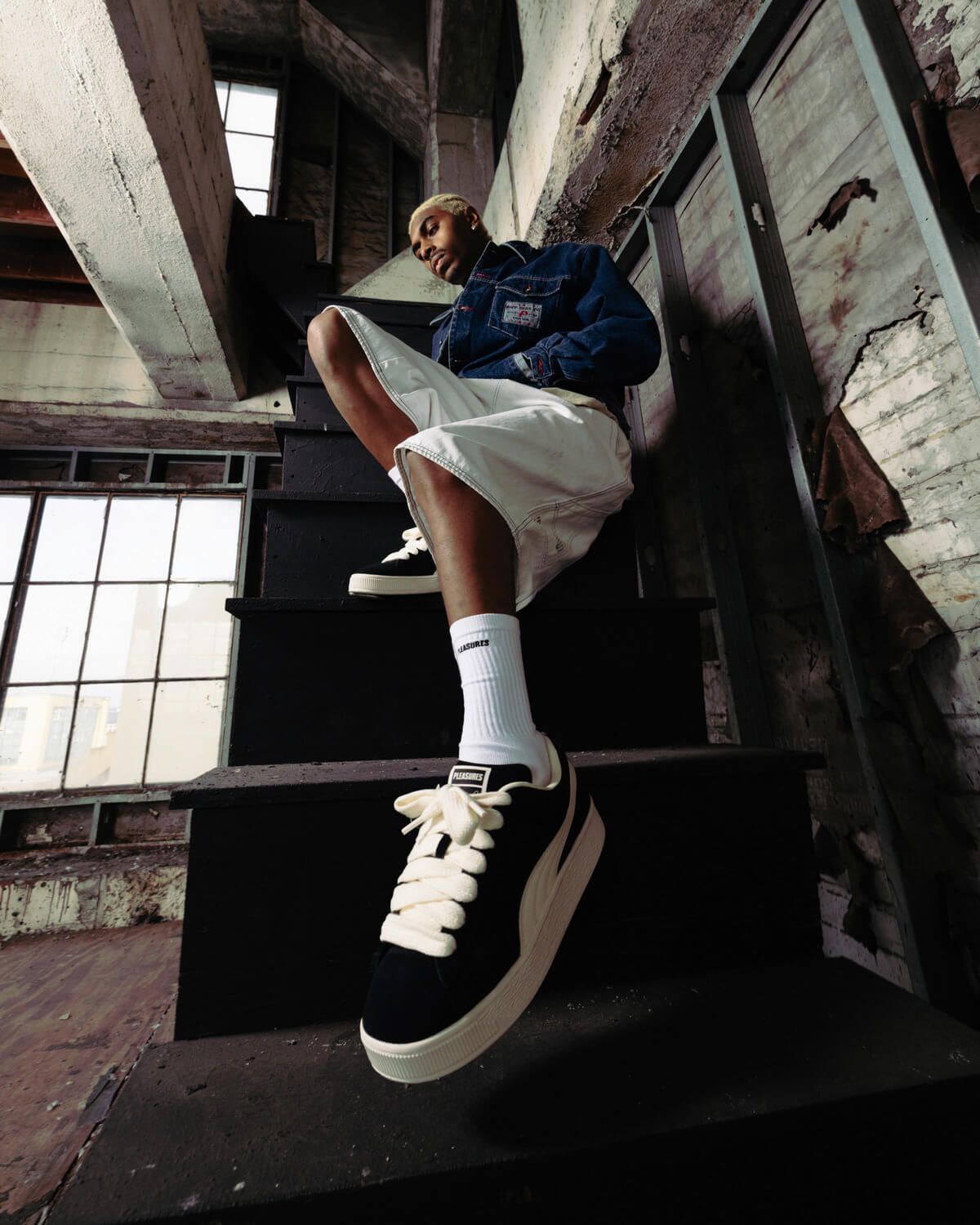 PUMA X PLEASURES SUEDE XL - Puma Black / Forsted Ivory - 396057-01