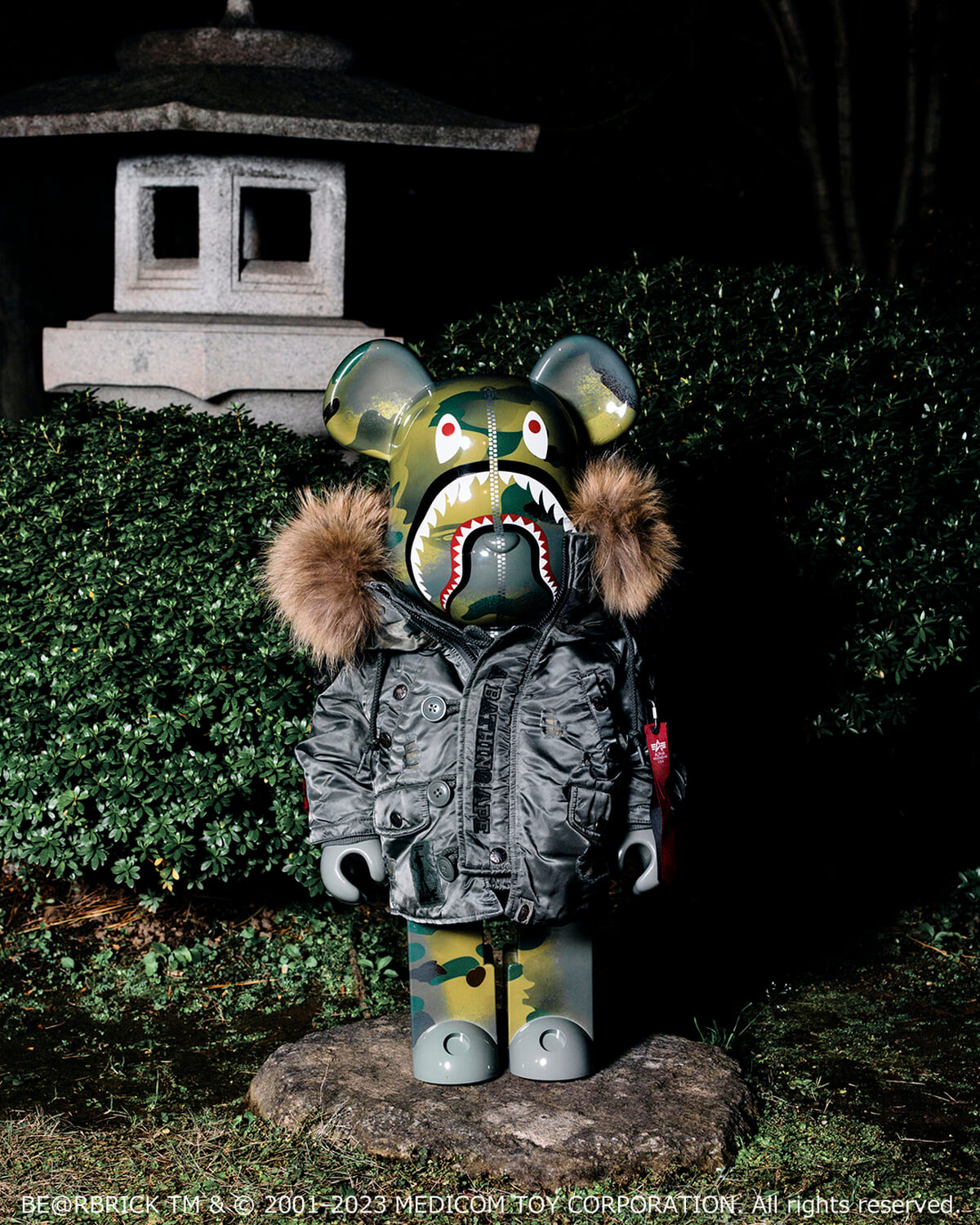 ALPHA INDUSTRIES X BAPE N3B BE@RBRICK
