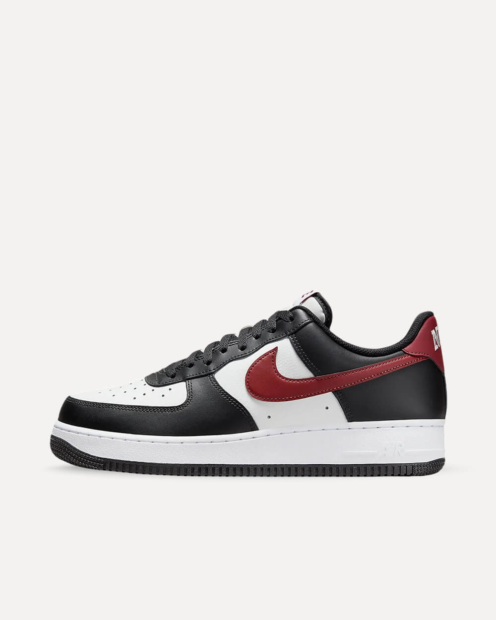 Nike Air Force 1 ’07