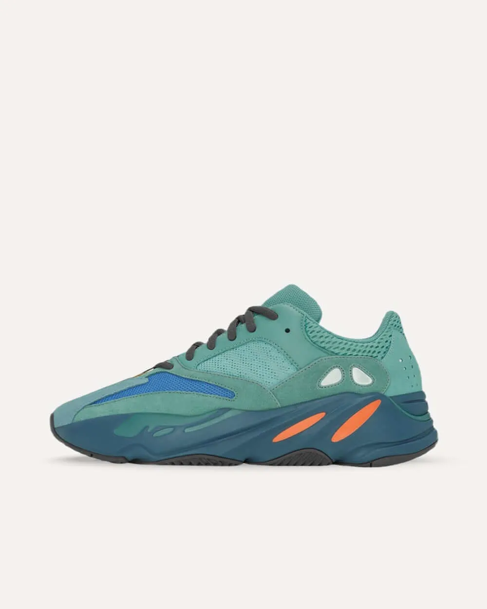 adidas Yeezy Boost 700 „Fade Azure“