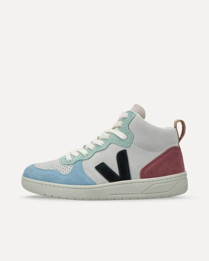 Veja V-15 Suede