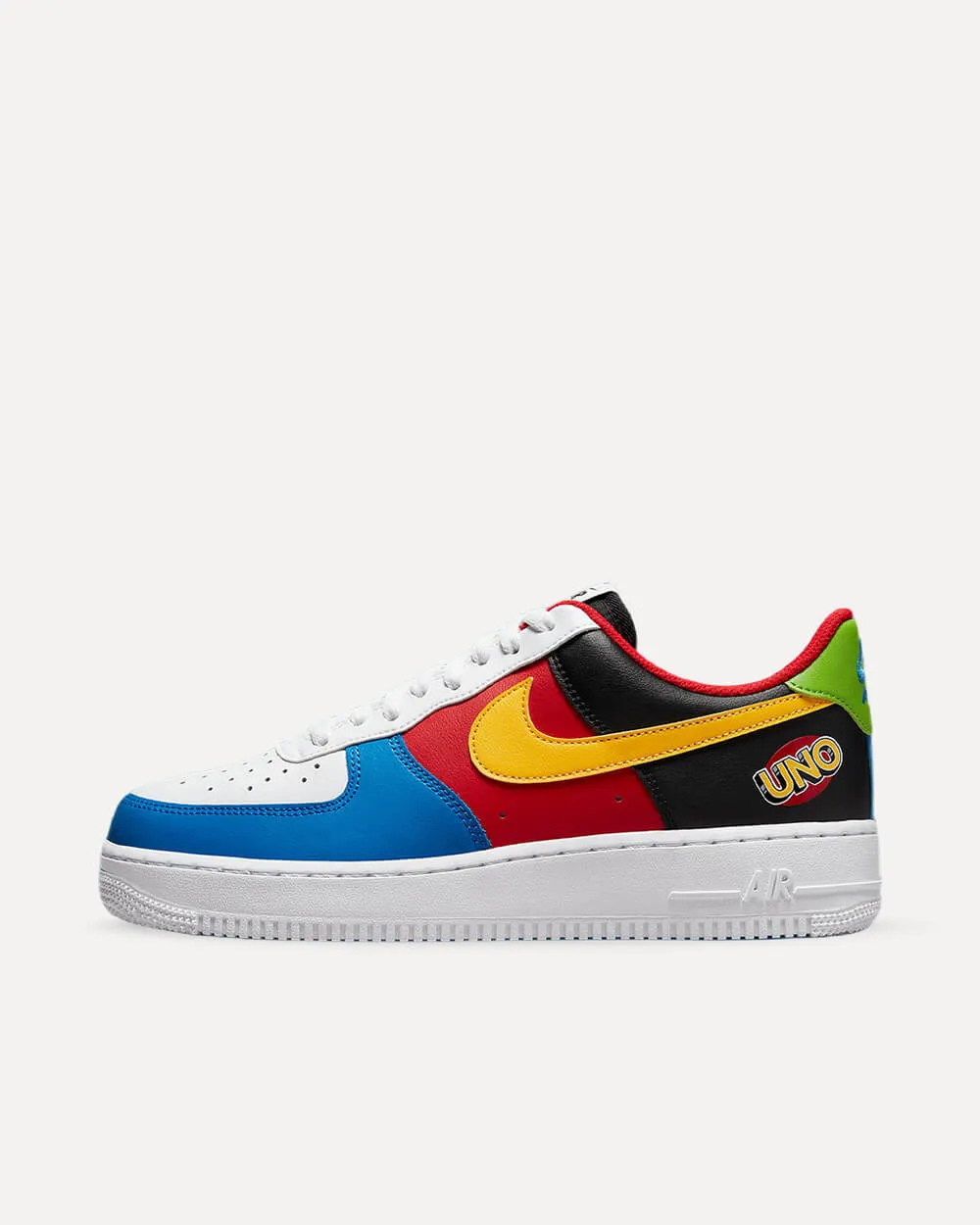 Nike Air Force 1 ’07 QS „UNO“