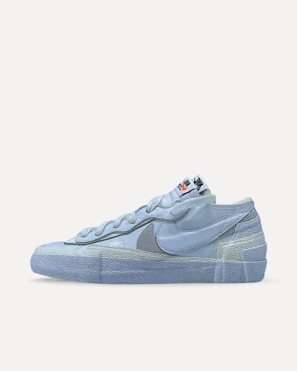 Nike x sacai Blazer Low „White Grey“