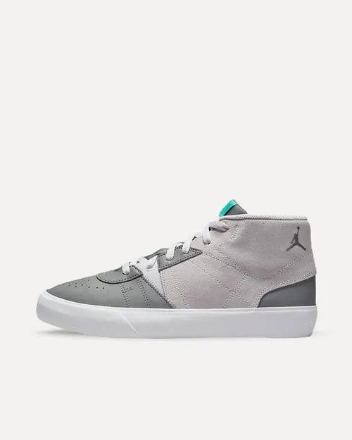 Nike Air Jordan Series Mid „Iris Whisper“