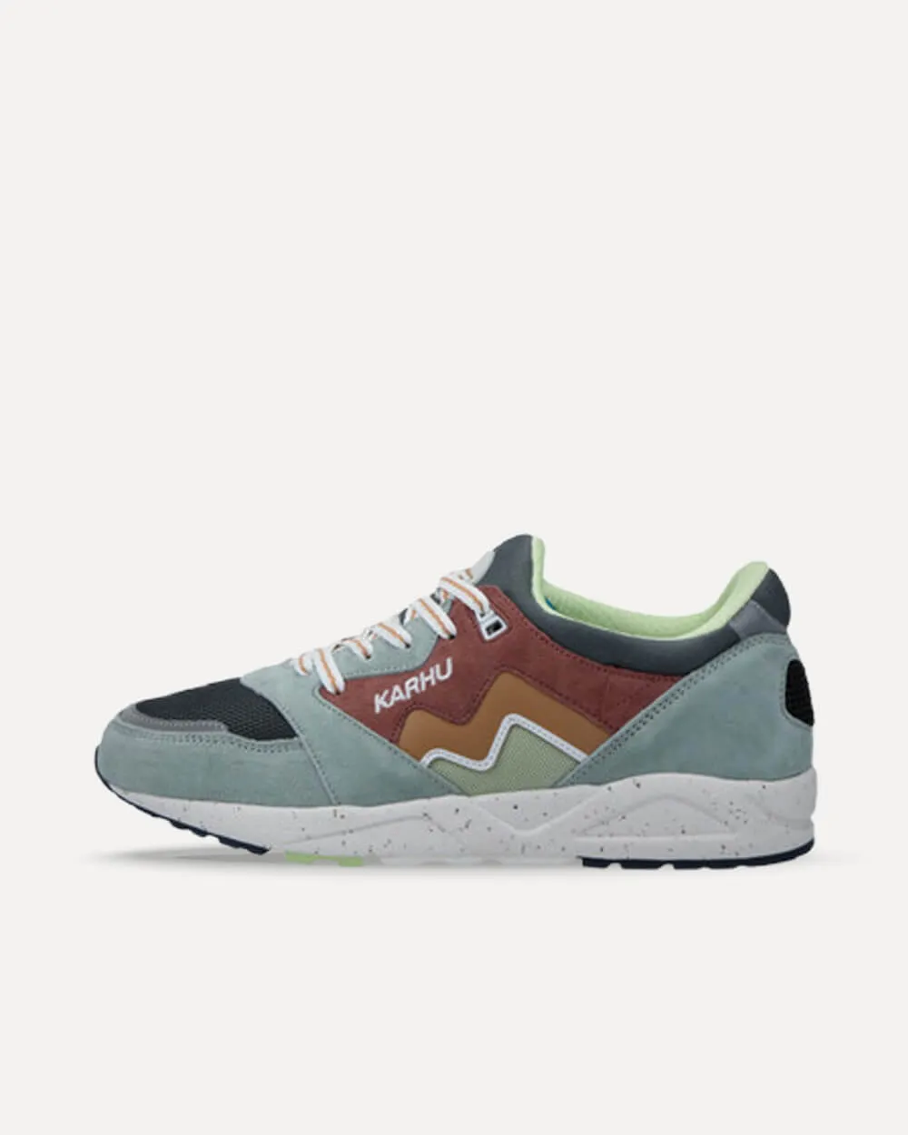 Karhu Aria 95 Cheer Bear „Mascot Pack 2“
