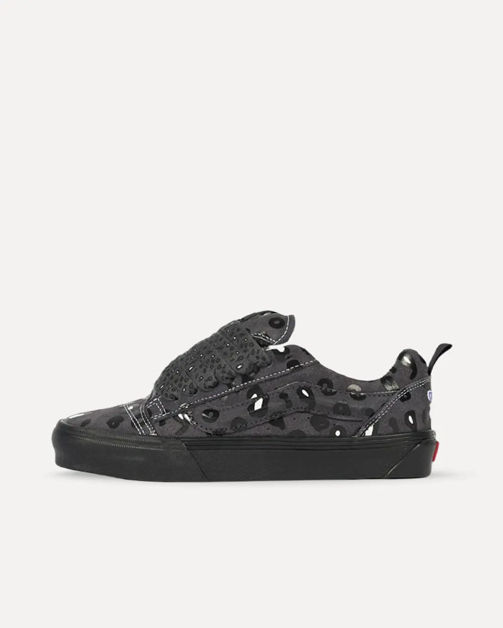 Vault by Vans x Imran Potato Knu-Skool VR3 „Black Leo“