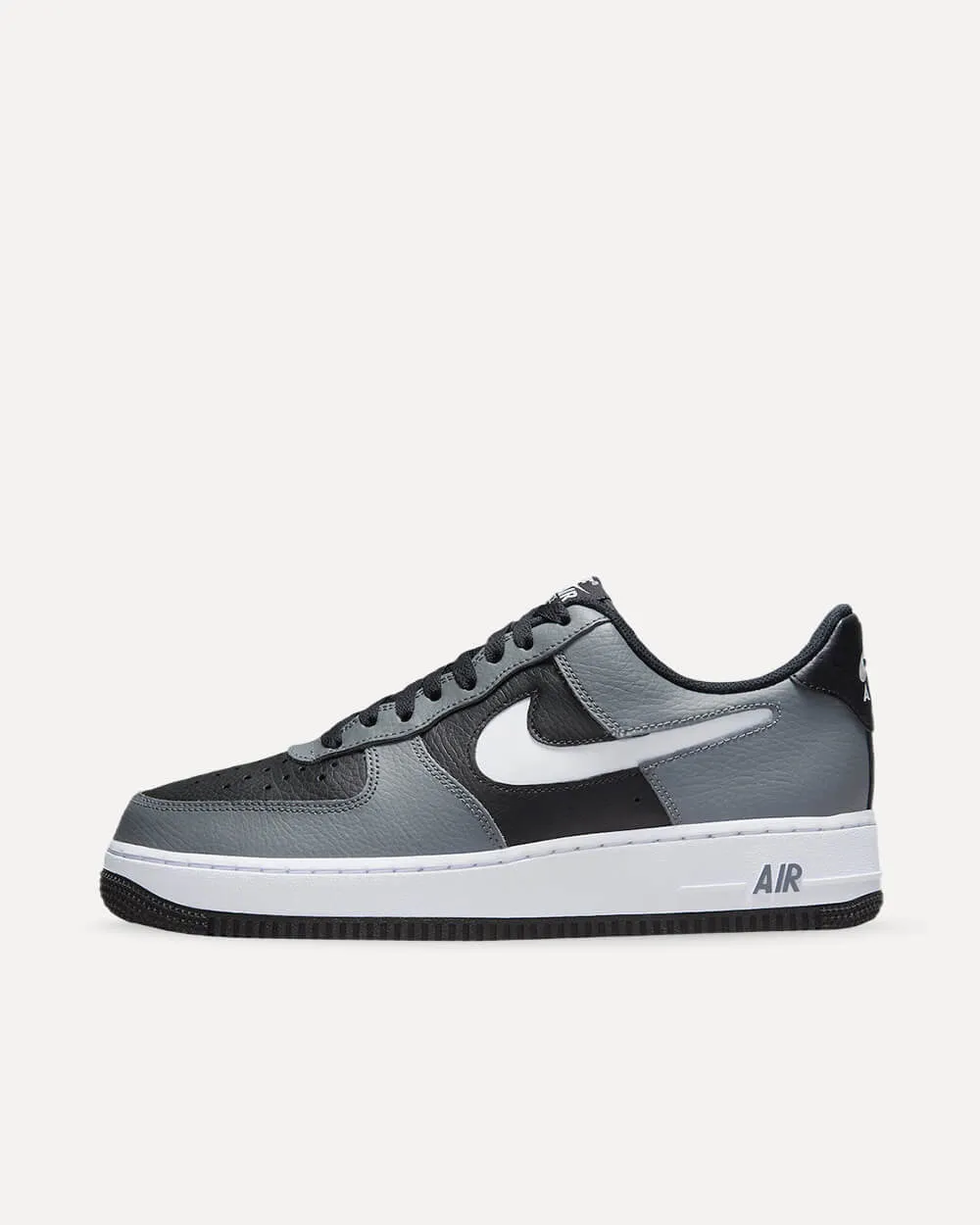 Nike Air Force 1 ’07 LV8 „Smoke Grey“