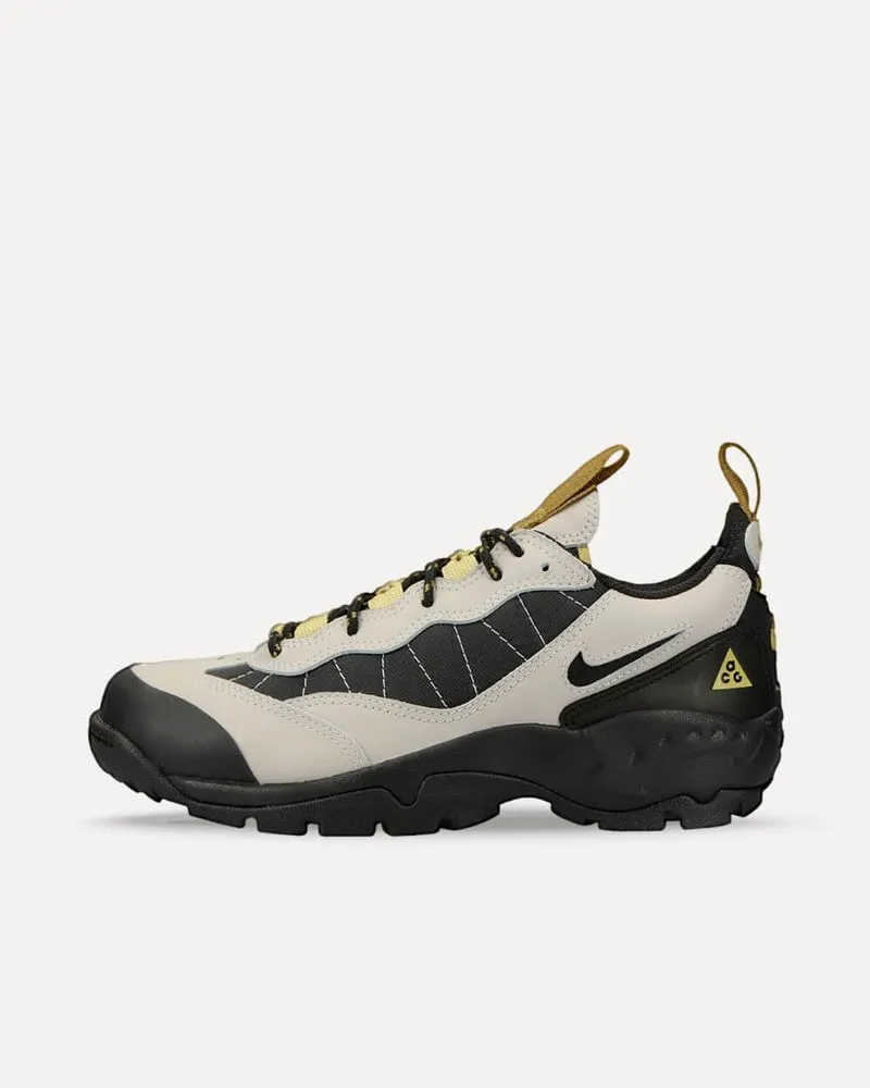 Nike ACG Air Mada „Desert Moss“