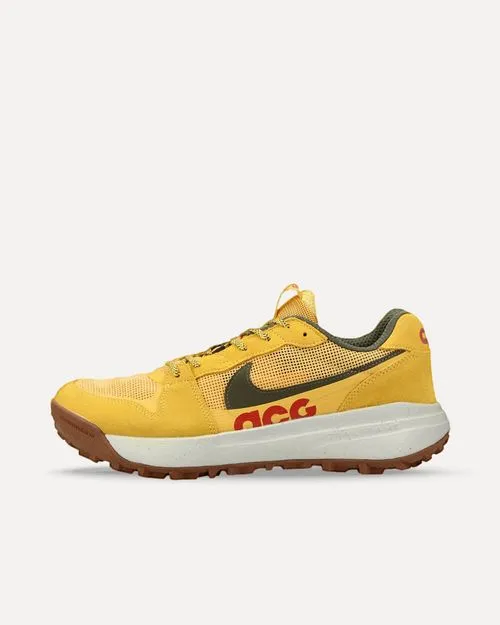 Nike ACG Lowcate „Solar Flare“
