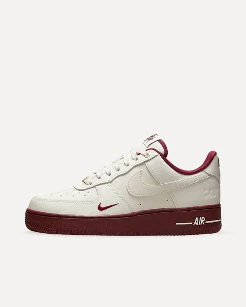 Nike Wmns Air Force 1 ’07 SE