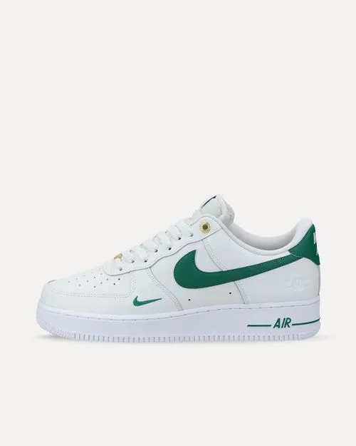 Nike Air Force 1 ’07 LV8