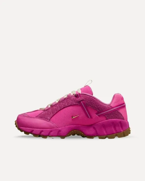 Nike x Jacquemus Air Humara LX „Pink Flash“