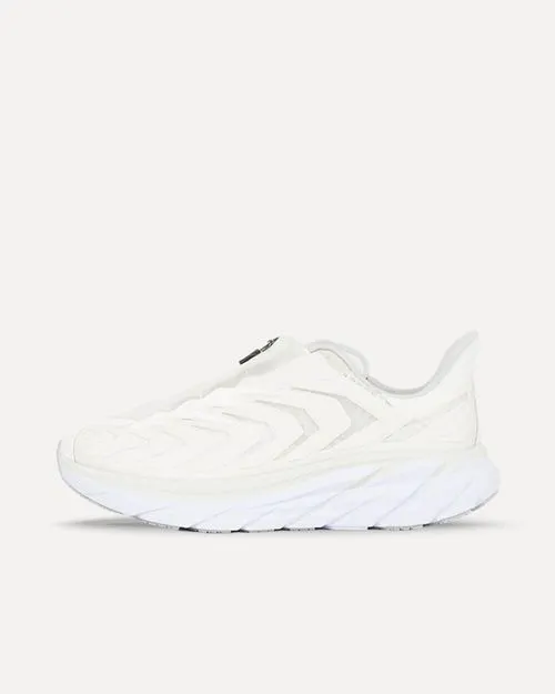 HOKA Project Clifton