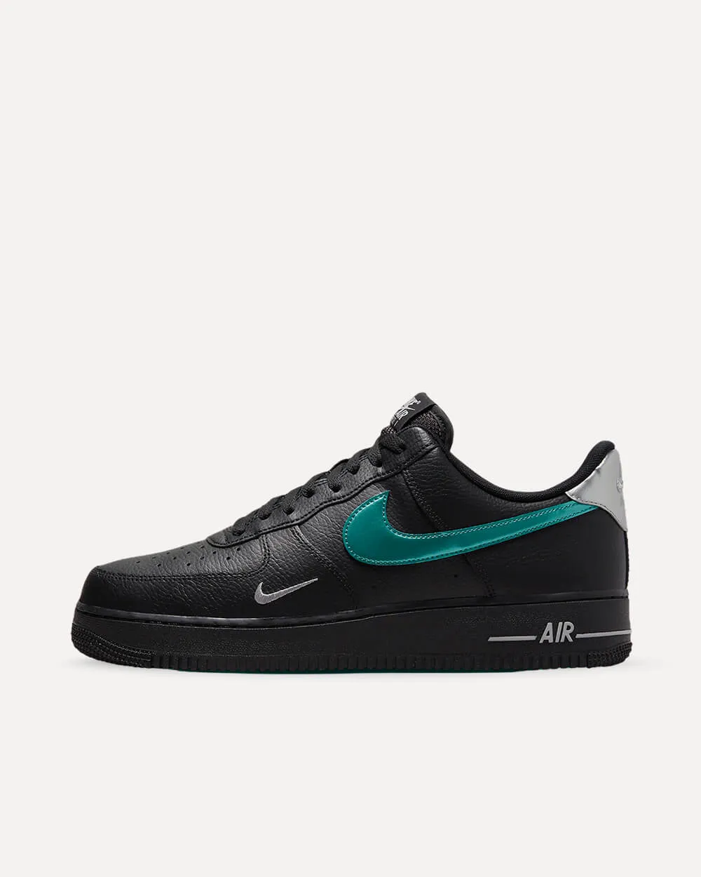 Nike Air Force 1 ’07
