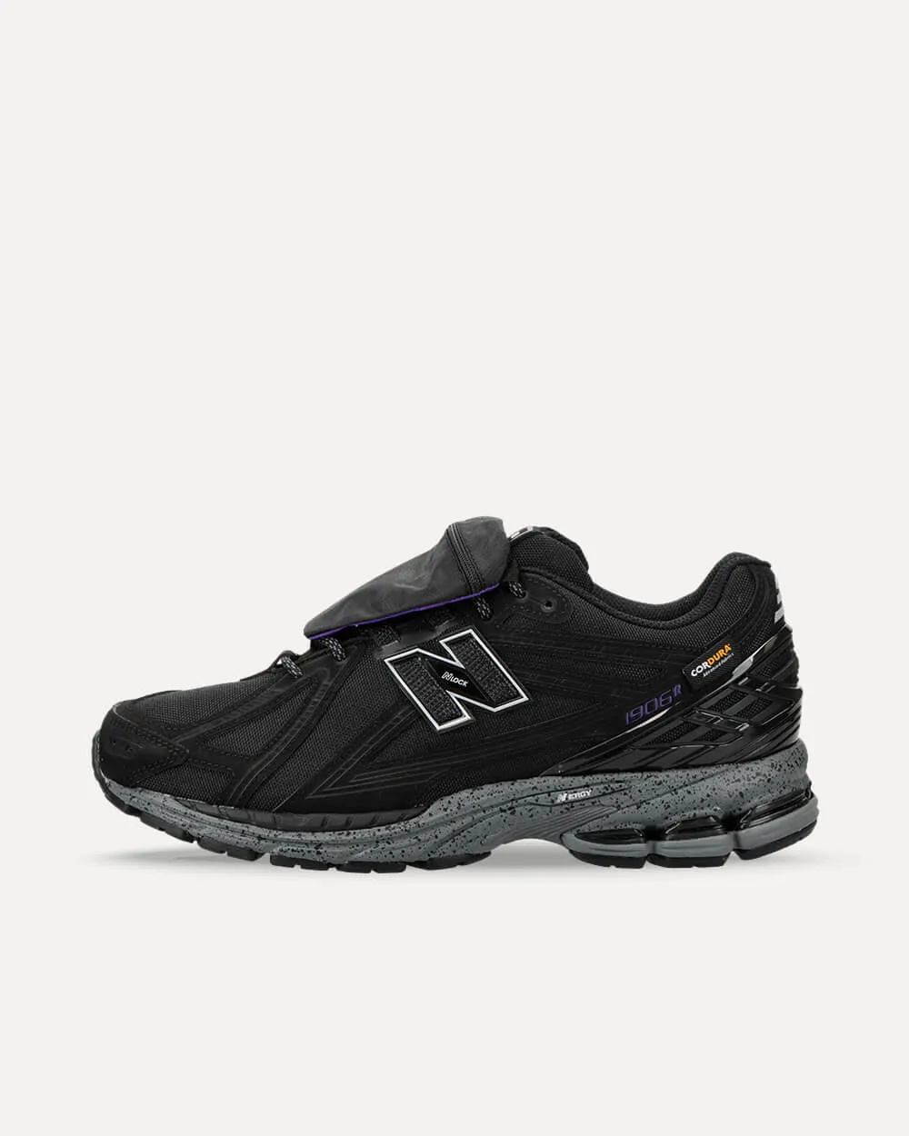 New Balance M1906ROC Cordura „Black“
