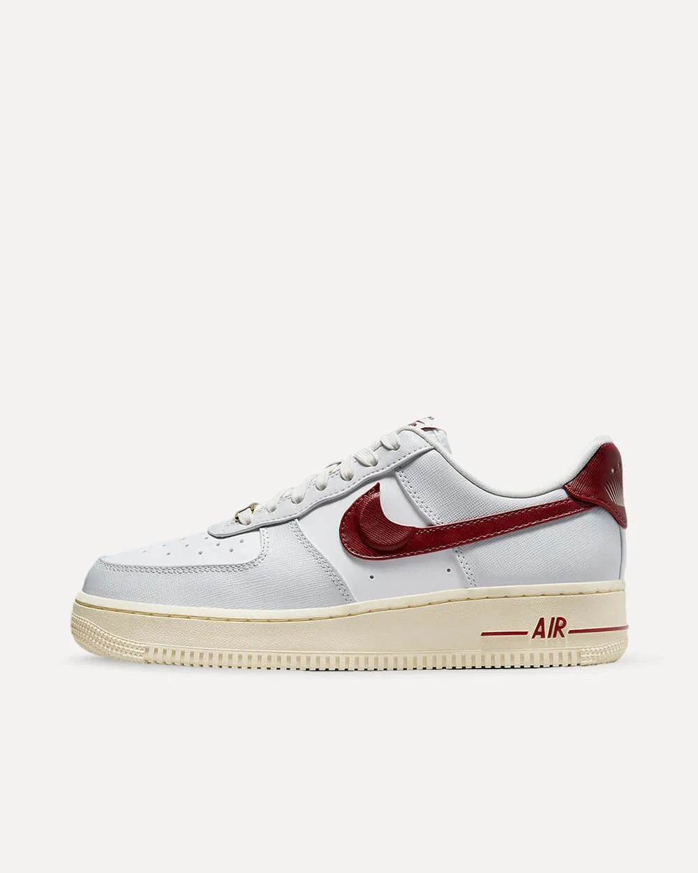 Nike Wmns Air Force 1 ’07 SE „Hang Tag Holster“