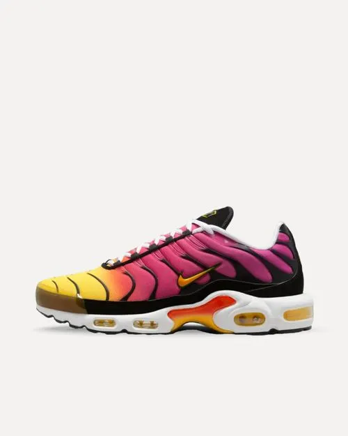 Nike Air Max Plus „Gold and Raspberry Red“