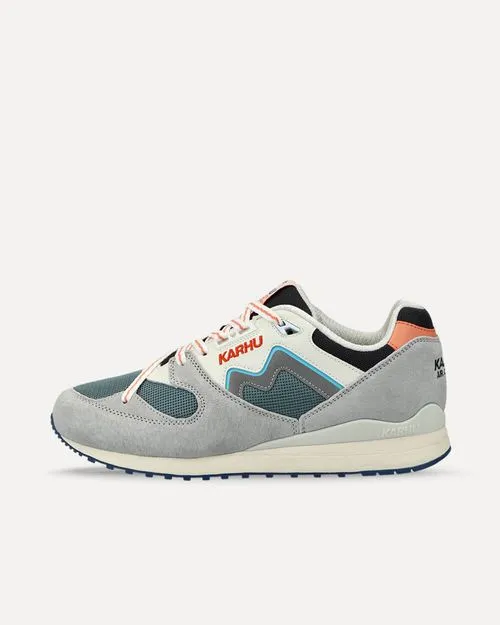 Karhu Synchron Classic