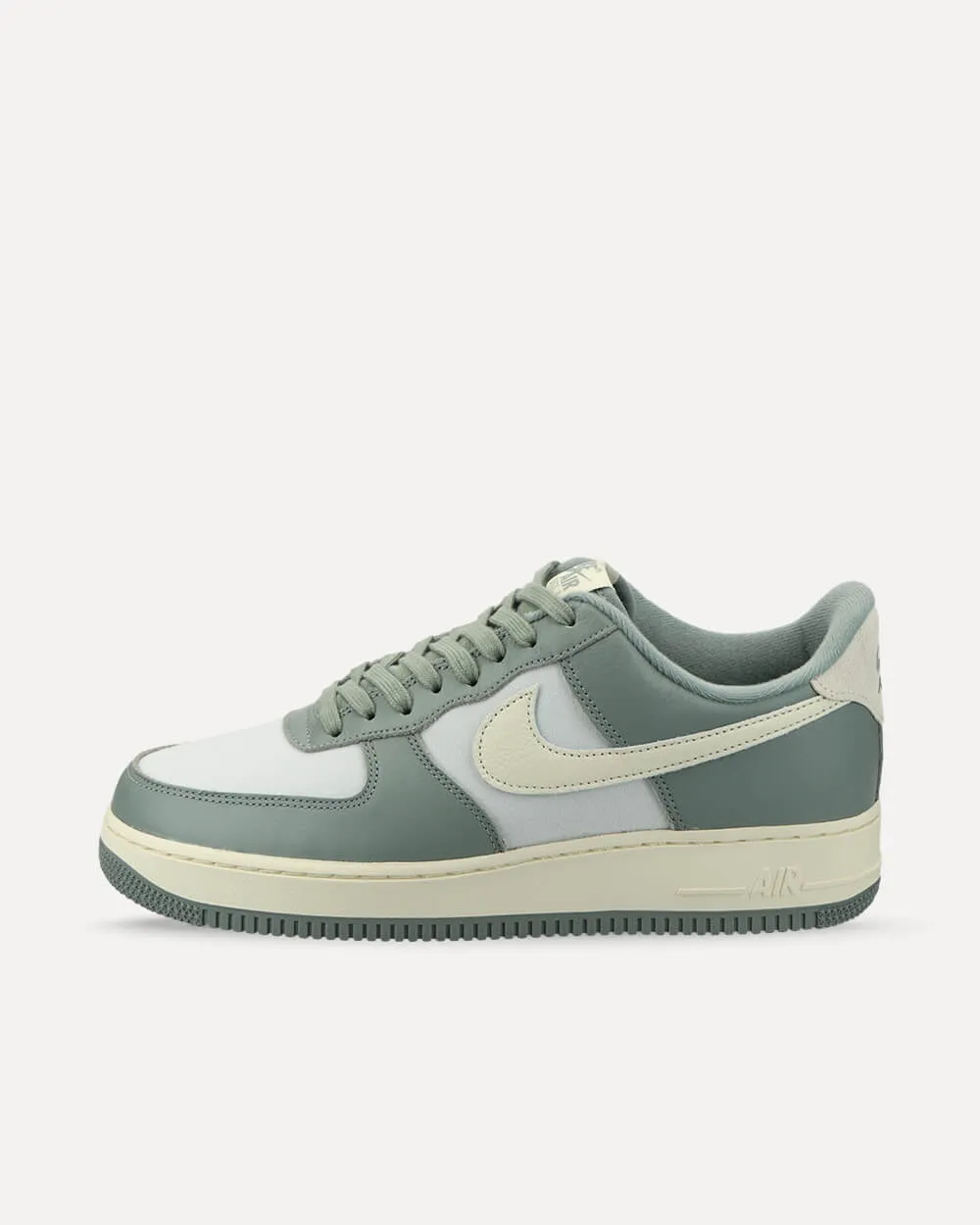 Nike Air Force 1 Low LX