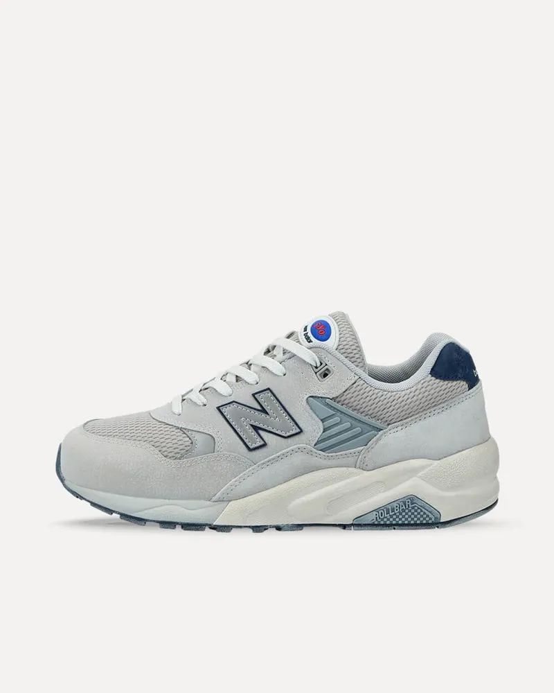 New Balance MT580MD2 „Moon Daze Pack“