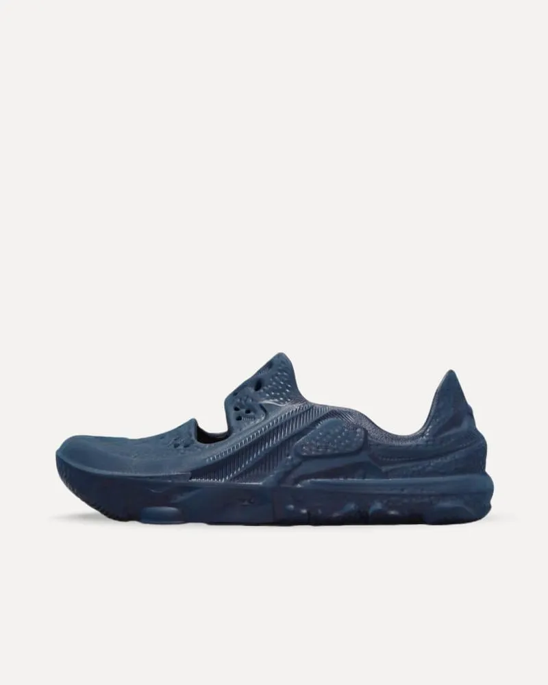 Nike ISPA Universal „Midnight Navy“
