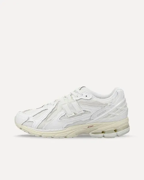 New Balance M1906DE