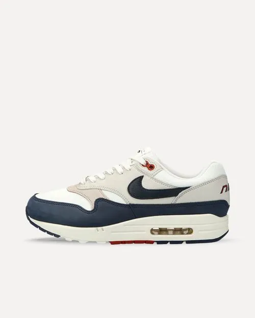 Nike Air Max 1 LX „Obsidian“