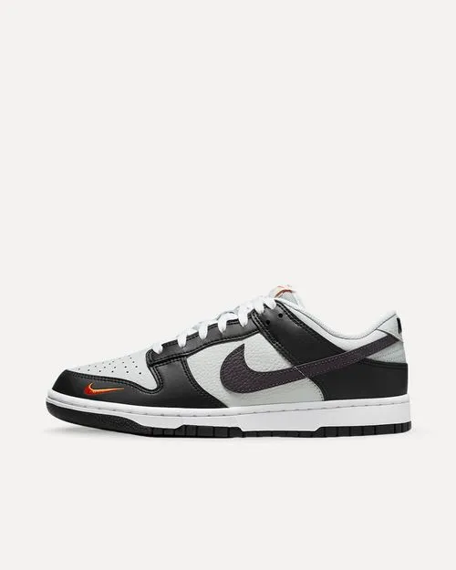 Nike Dunk Low „Mini Swoosh“