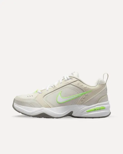 Nike Air Monarch 4 „Light Bone“