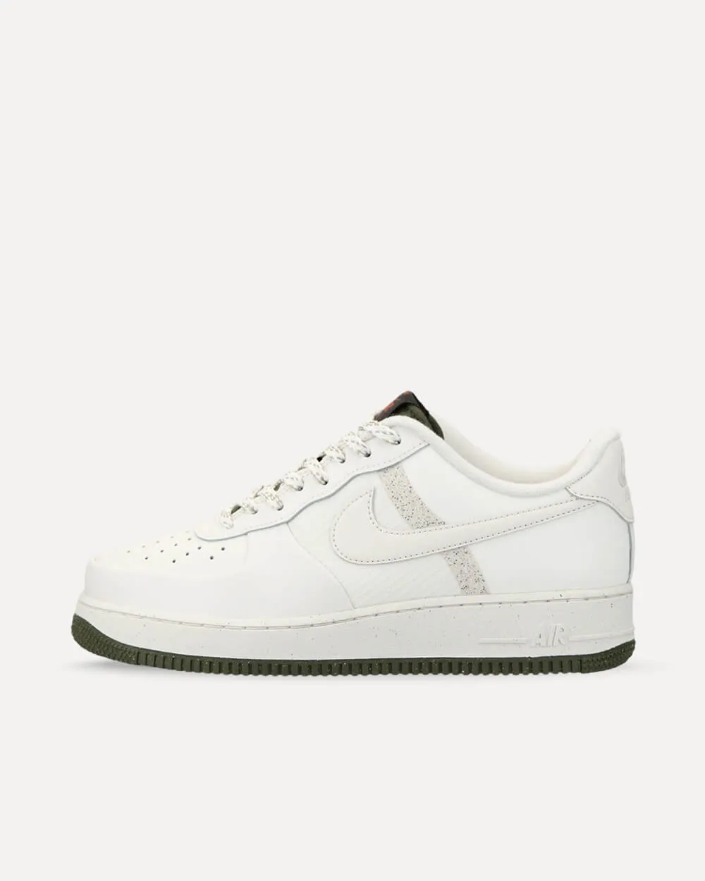 Nike Air Force 1’07 LV8 Winterized „Phantom“