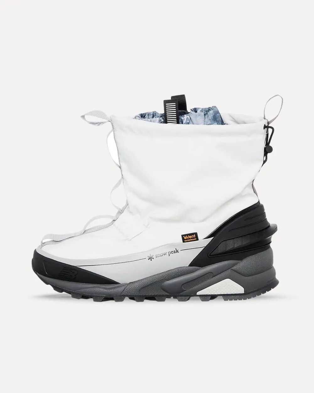New Balance Tokyo Design Studio x Snow Peak Niobium Concept 3