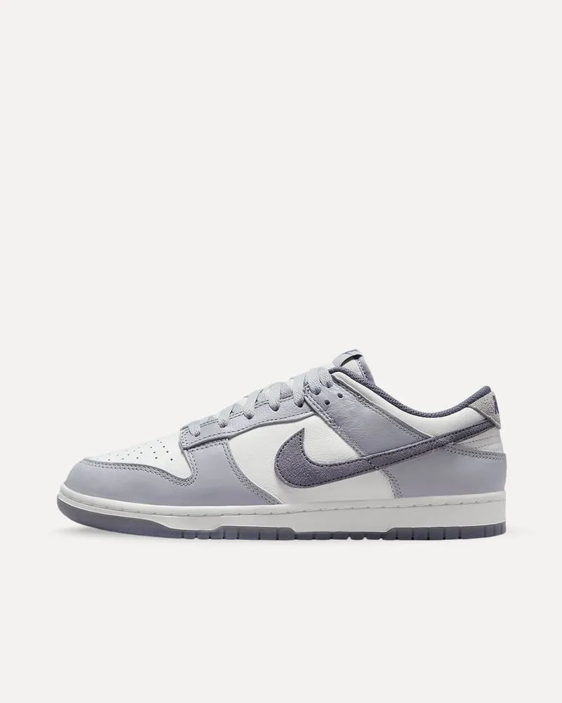 Nike Dunk Low SE „Light Carbon“
