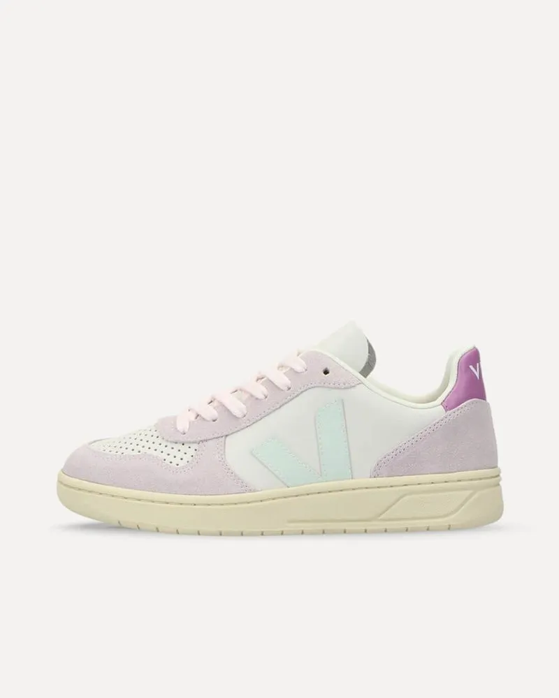 Veja V-10 Leather