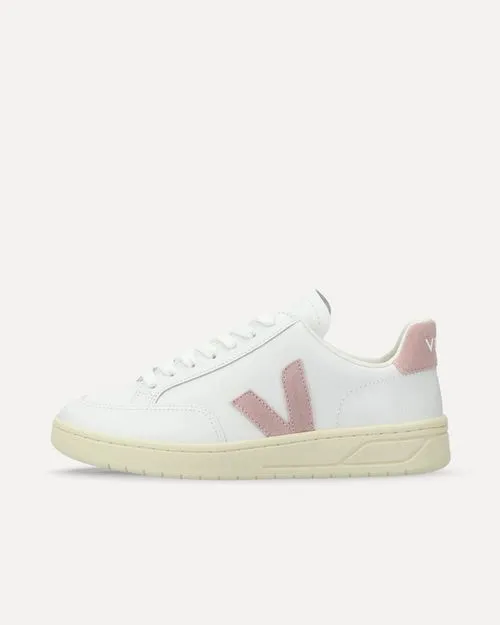 Veja V-12 Leather