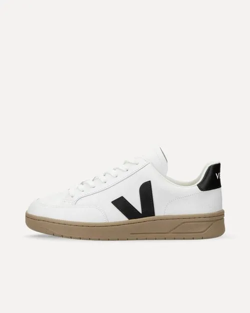 Veja V-12 Leather