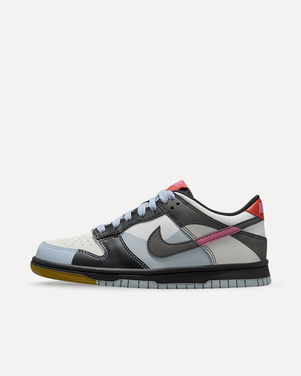 Nike Dunk Low SE GS „Dance“