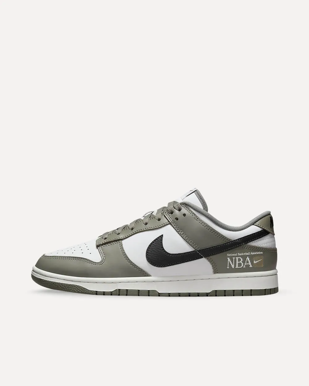 Nike Dunk Low „NBA Paris“