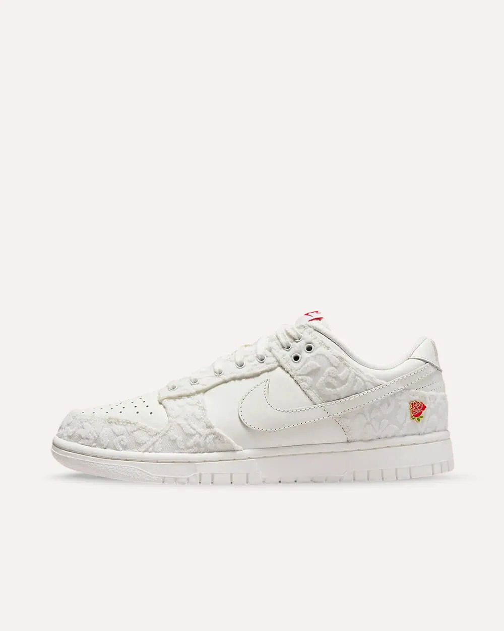 Nike Dunk Low „Give Her Flowers“