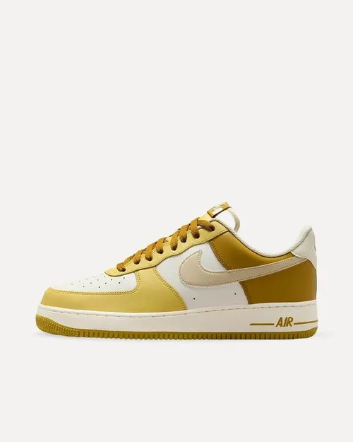 Nike Air Force 1 ’07 „Bronzine Saturn Gold“