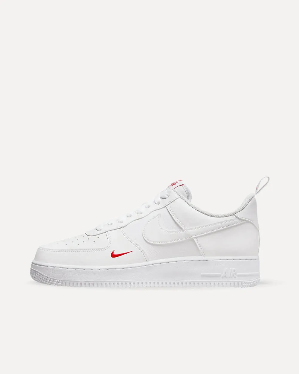 Nike Air Force 1 ’07 „Mini Swoosh“