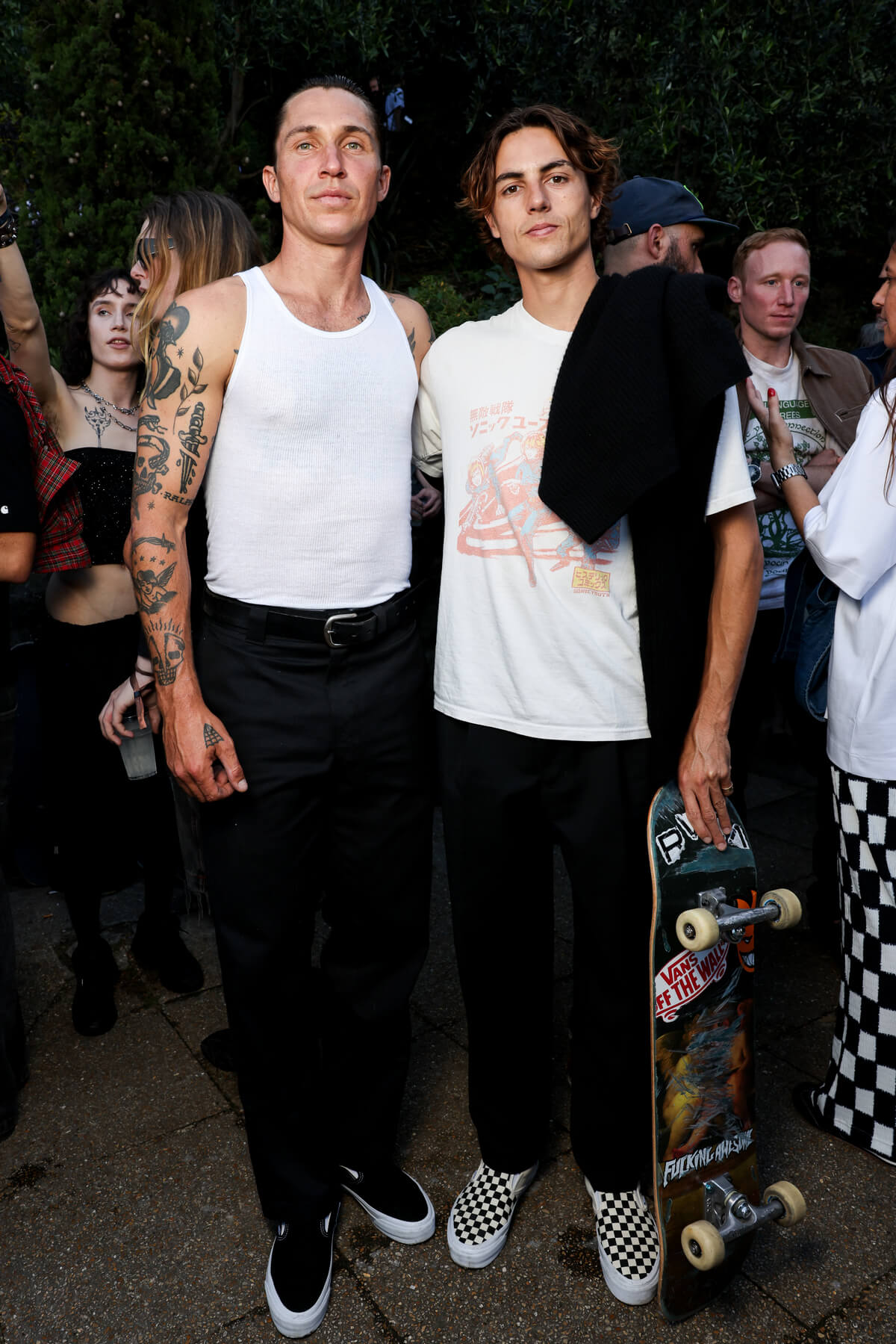 Elijah Berle, Curren Caples