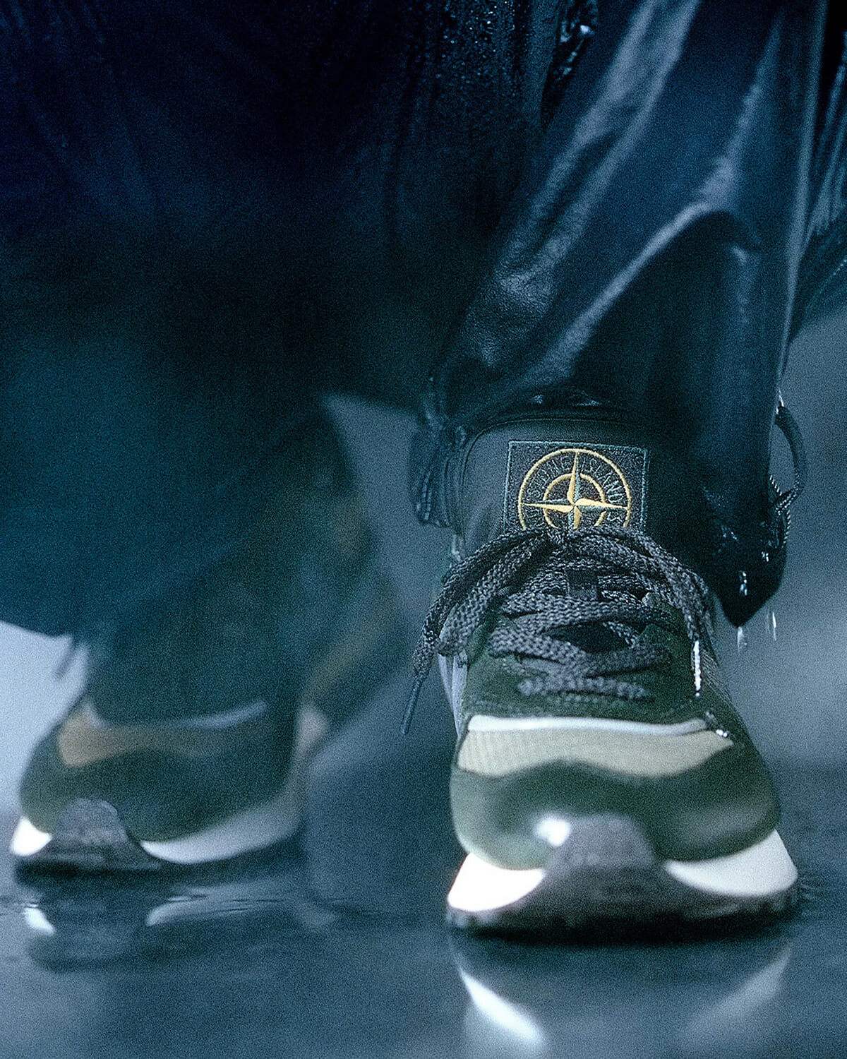 Stone Island x New Balance 574 Legacy - Dark Green - U574LGIL