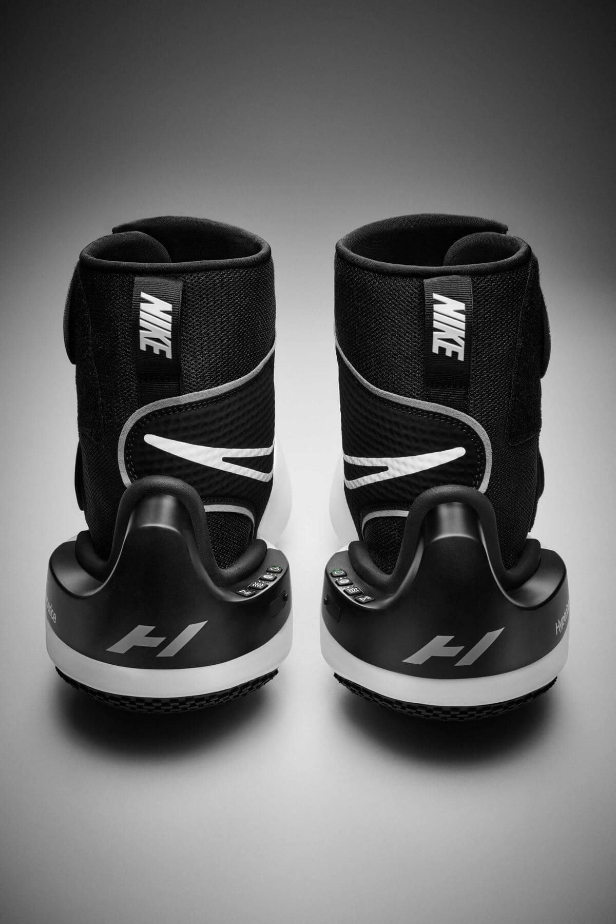 Nike x Hyperice Boot