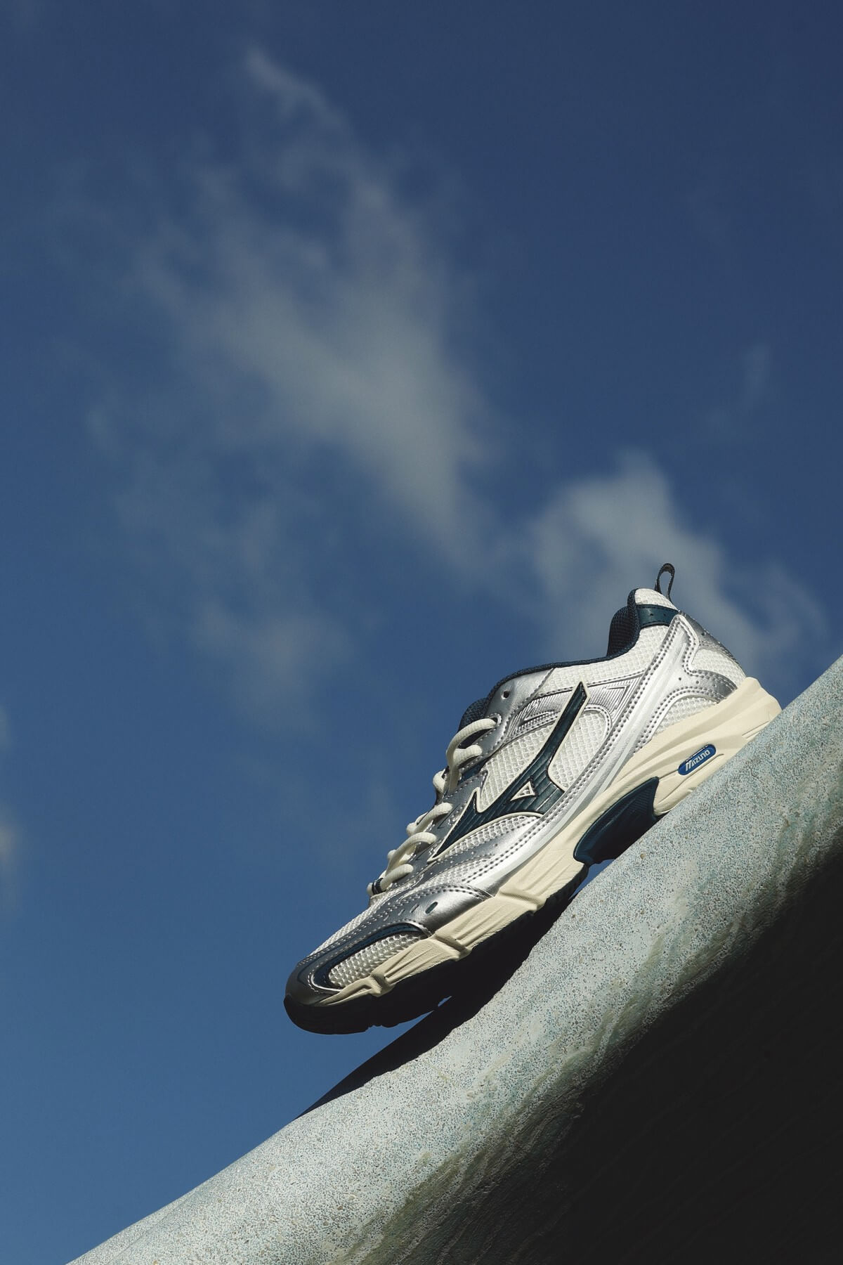 Mizuno MXR Sport - Snow White / Majolica Blue / Silver - D1GA245102