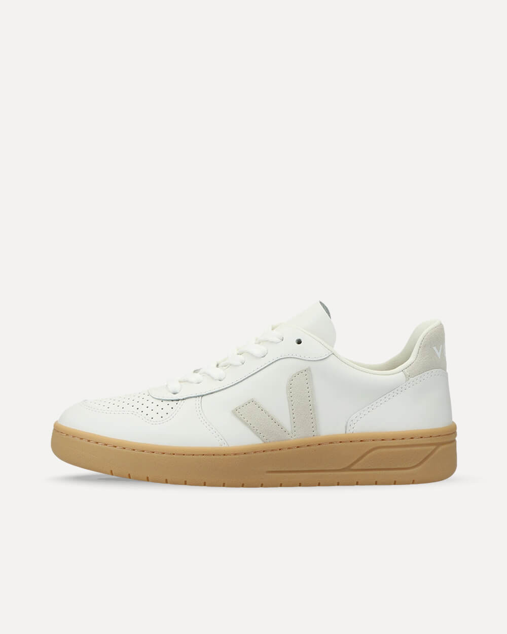 VEJA V-10 Leather