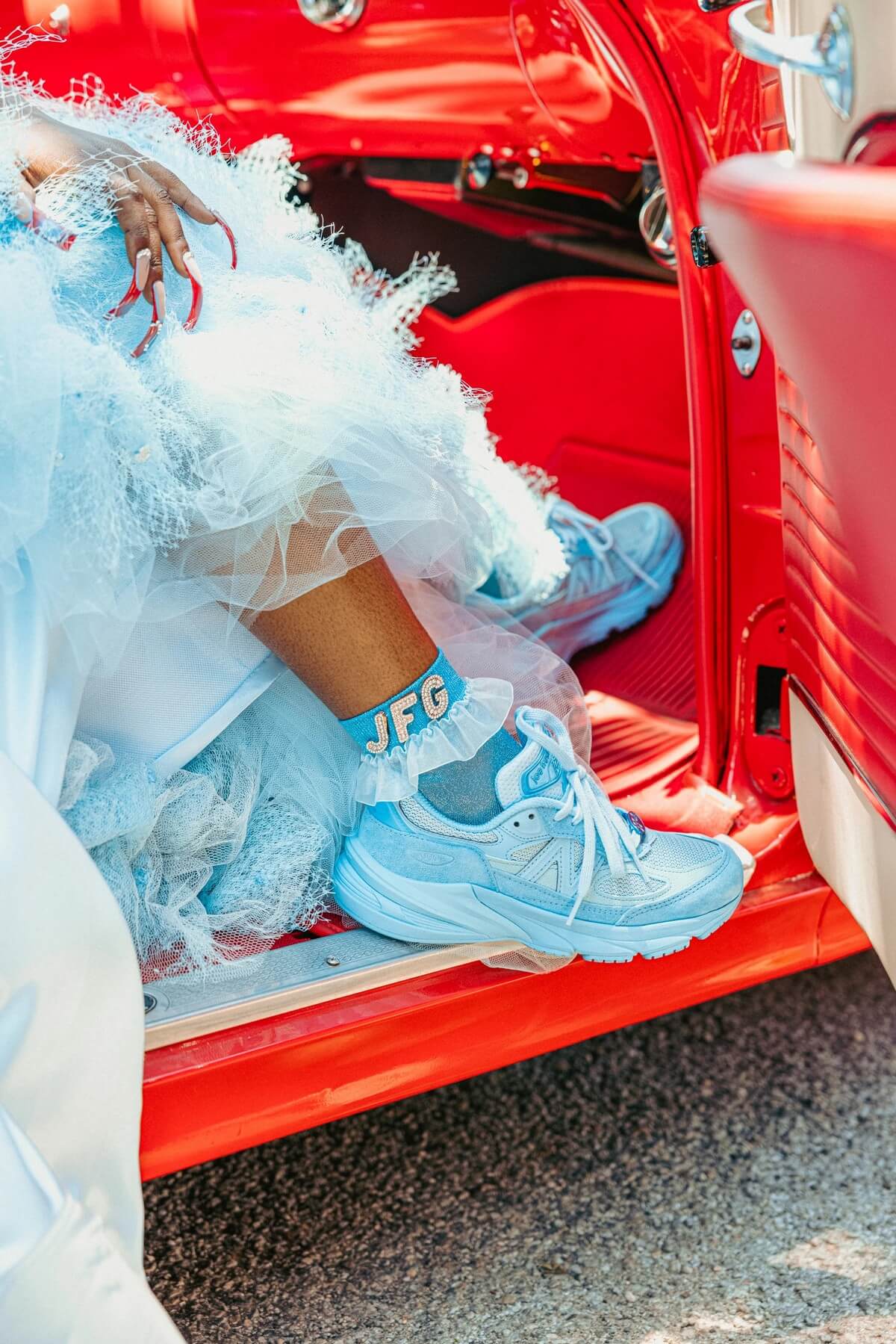 New Balance x Joe Freshgoods 990v6 „Prom Blue“ & „Paris Red“
