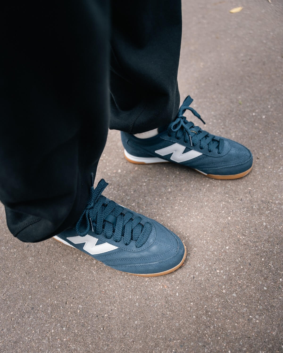 New Balance RC42 - NB Navy / Black / Gum - URC42SC