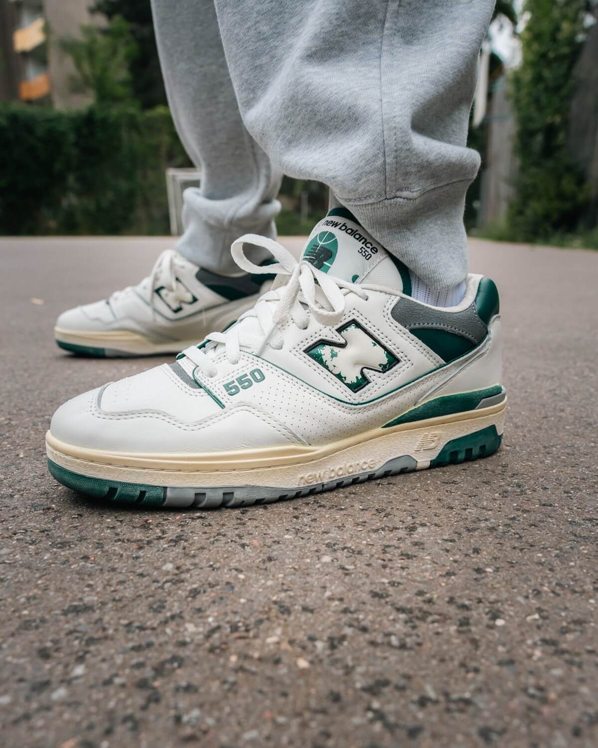 New Balance 550 - Marsh Green/Shadow Grey/Sea Salt - BB550VTG