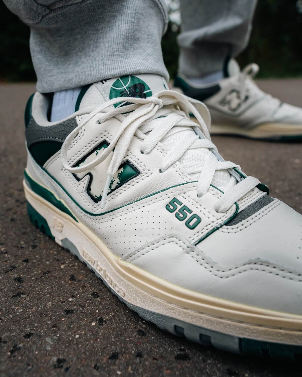 New Balance 550 - Marsh Green/Shadow Grey/Sea Salt - BB550VTG