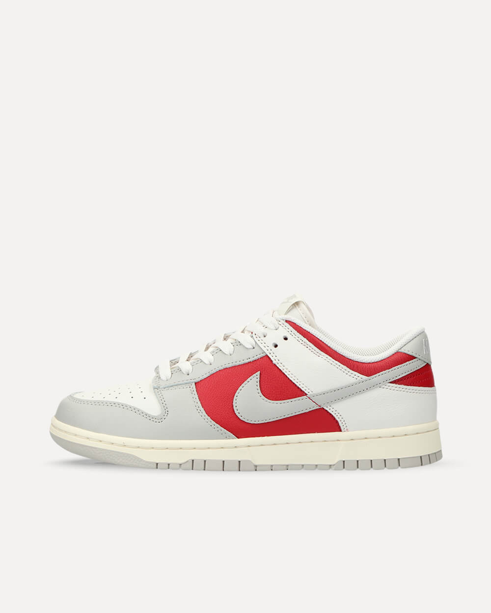 Nike Dunk Low Retro „Ivory Ultraman“